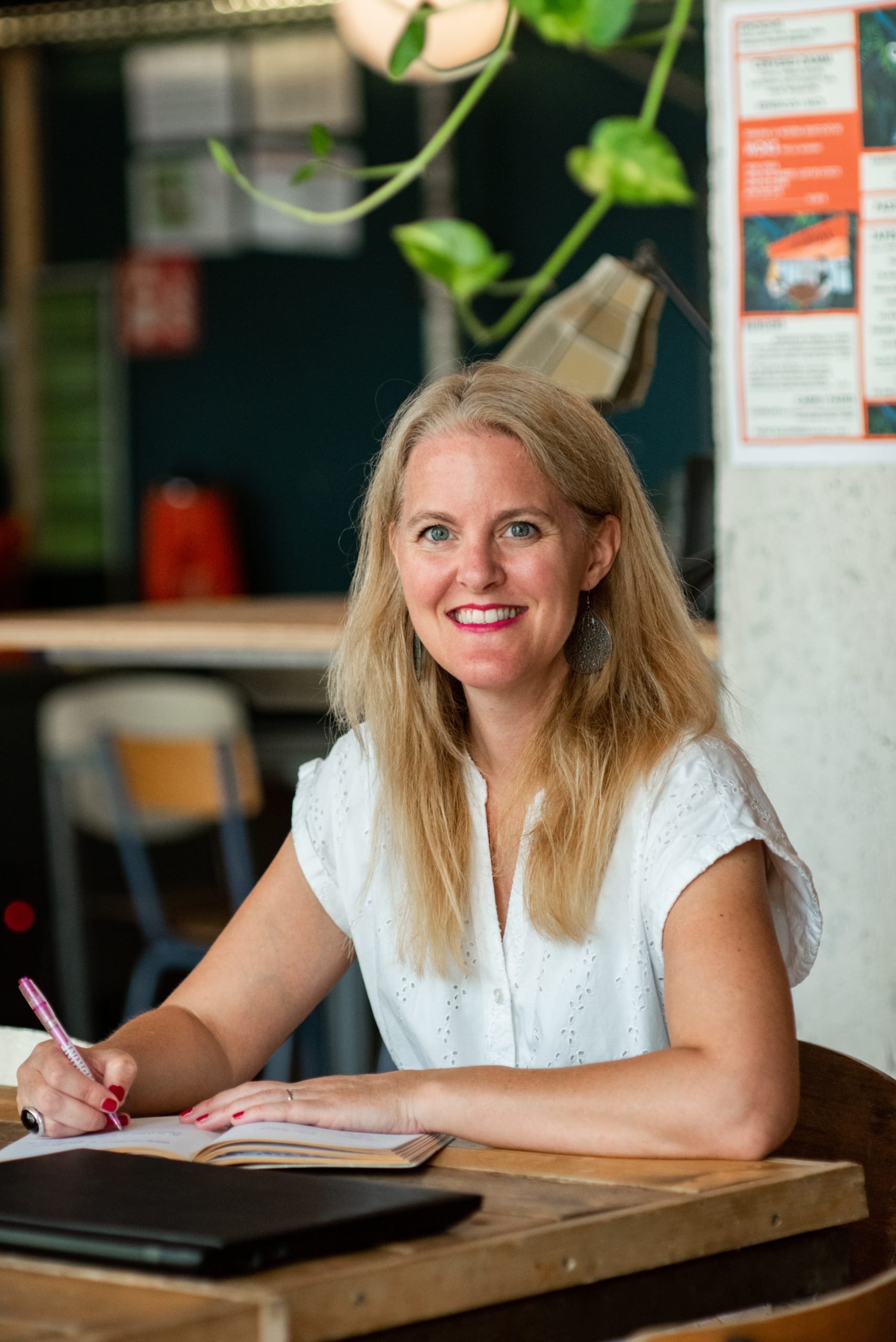 Debby SEO specialist